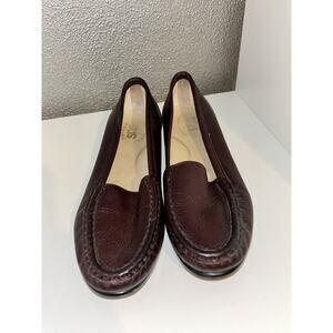 SAS Comfort Preppy Academia Business Office Peebled Leather 1” Heeled Loafers
